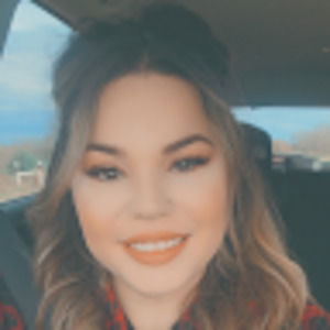 Meet your Posher, Candace